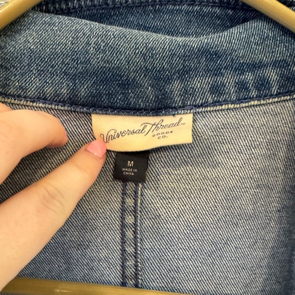Long sleeve denim Jean jacket from universal thread - Picture 2 of 3